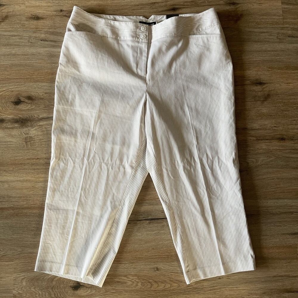 Lane Bryant Totally Cropped Pants Size 20 NWT